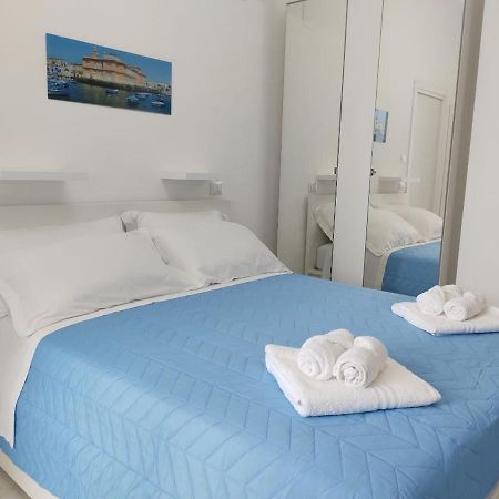 Mare Luna Apartment Bari Ngoại thất bức ảnh
