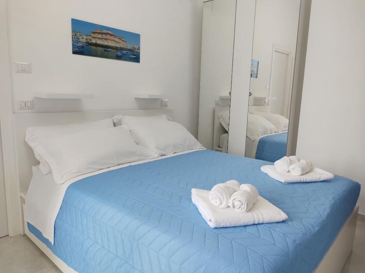 Mare Luna Apartment Bari Ngoại thất bức ảnh