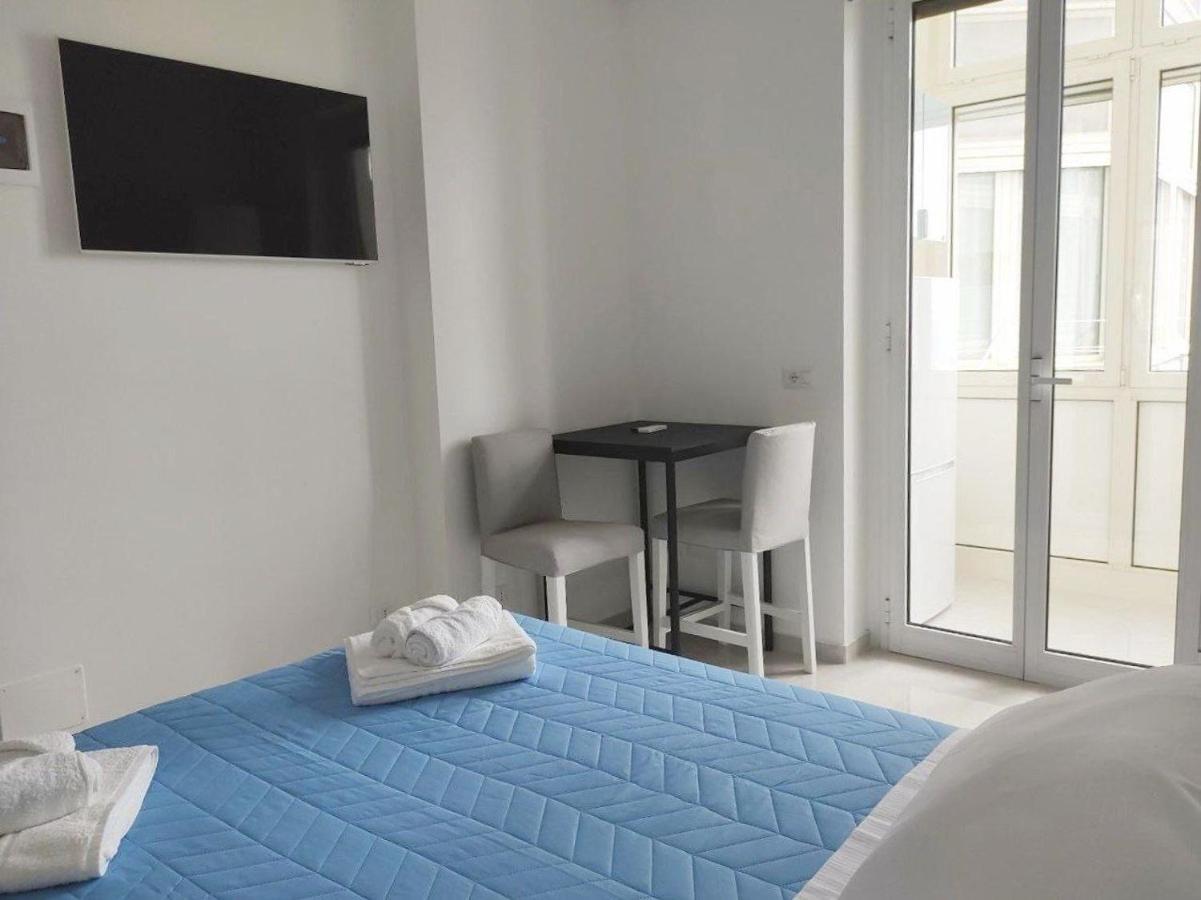 Mare Luna Apartment Bari Ngoại thất bức ảnh