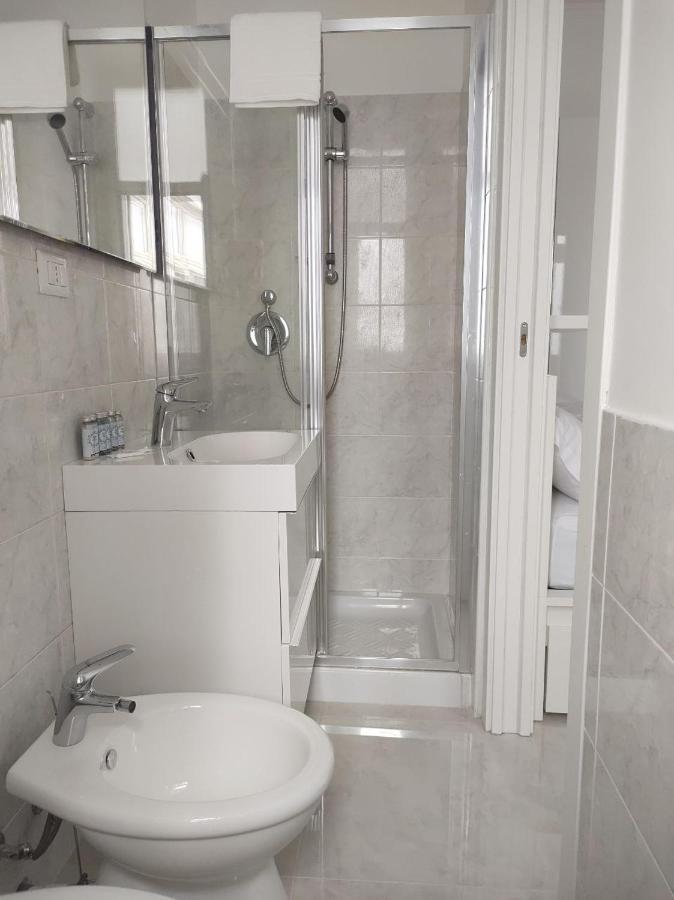 Mare Luna Apartment Bari Ngoại thất bức ảnh
